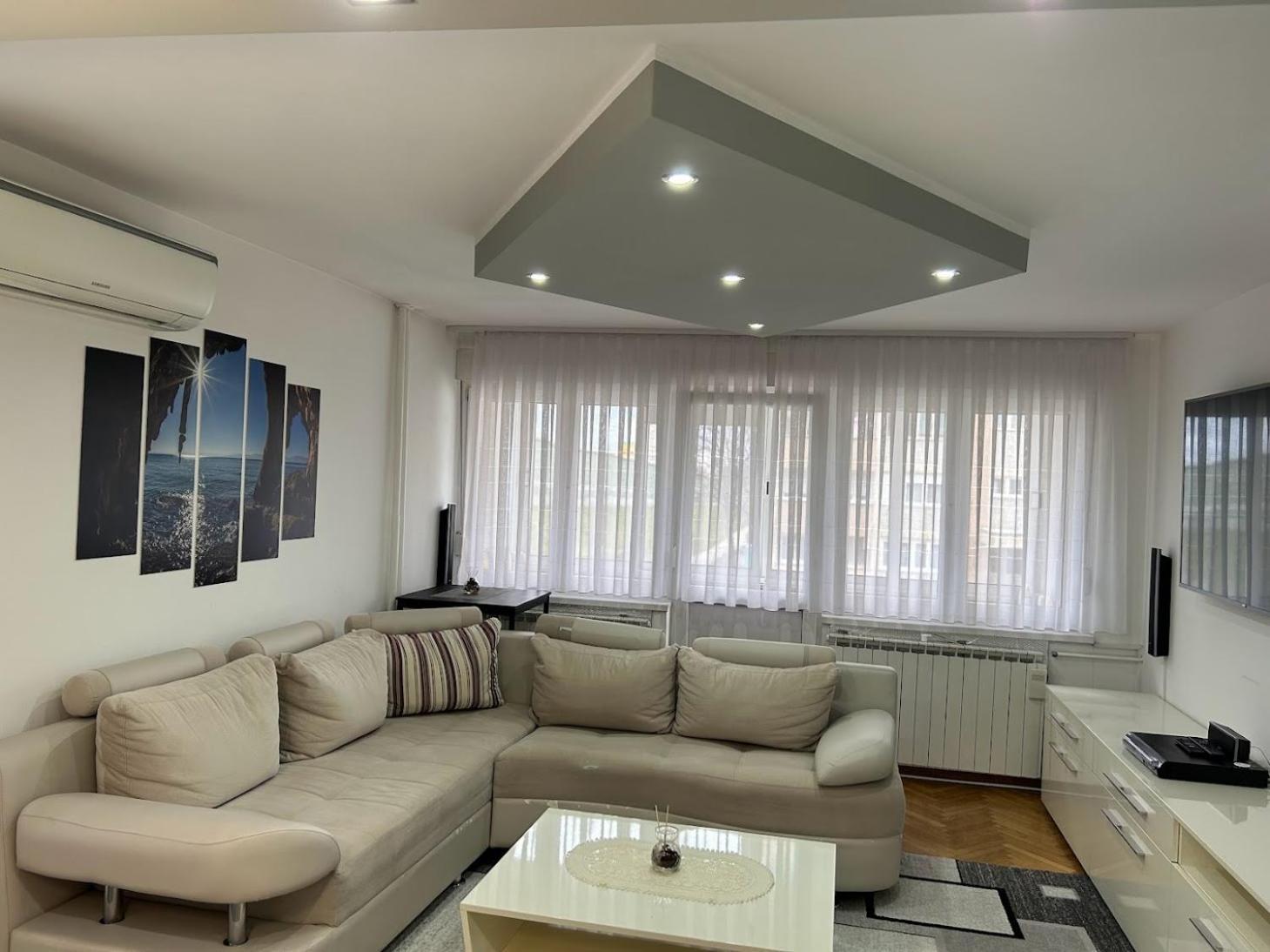 Appartamento Tina Karlovac Esterno foto