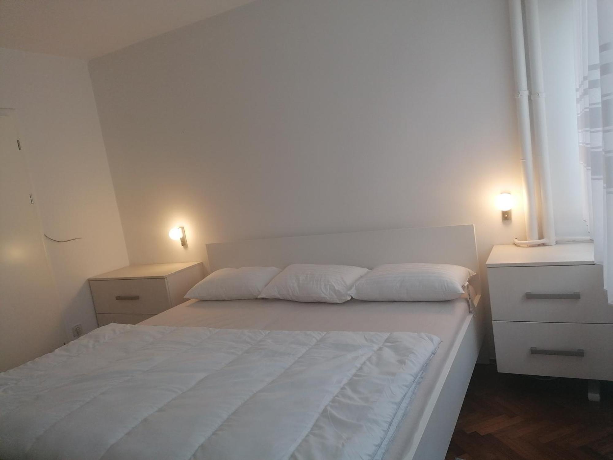 Appartamento Tina Karlovac Esterno foto