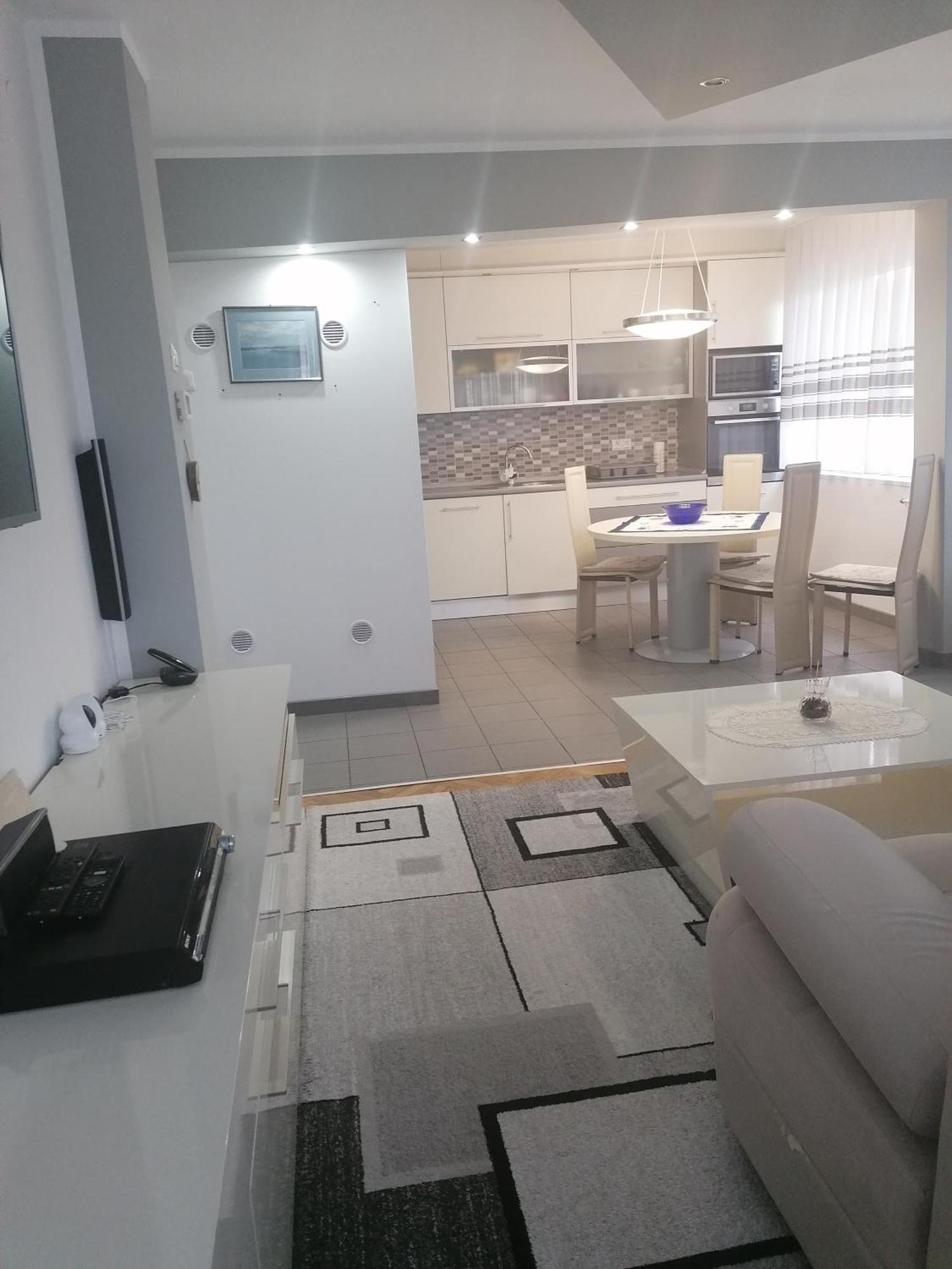 Appartamento Tina Karlovac Esterno foto